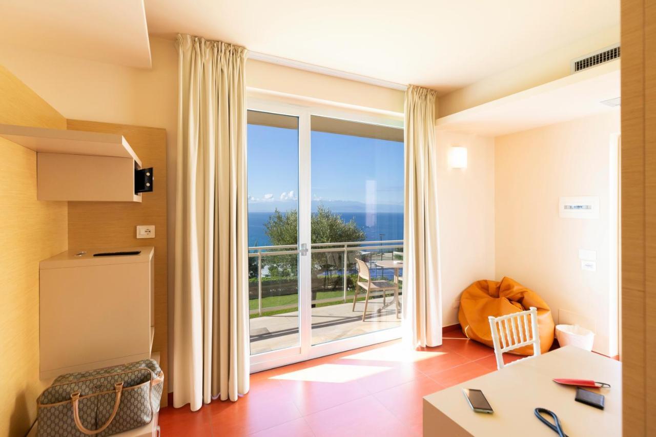 Deluxe Double Room Sea View